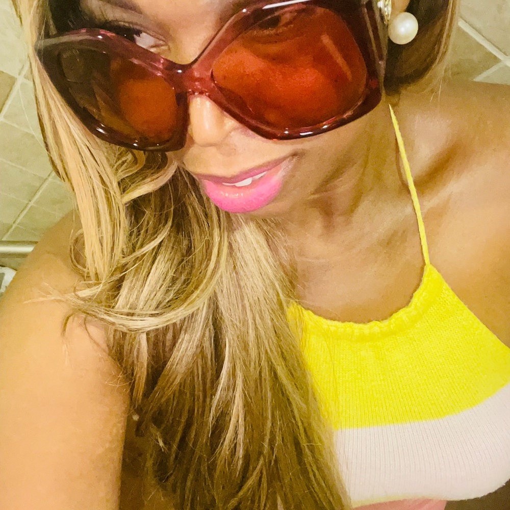 Women Gucci sunglasses 🕶️🩷 - Picture 14 of 17
